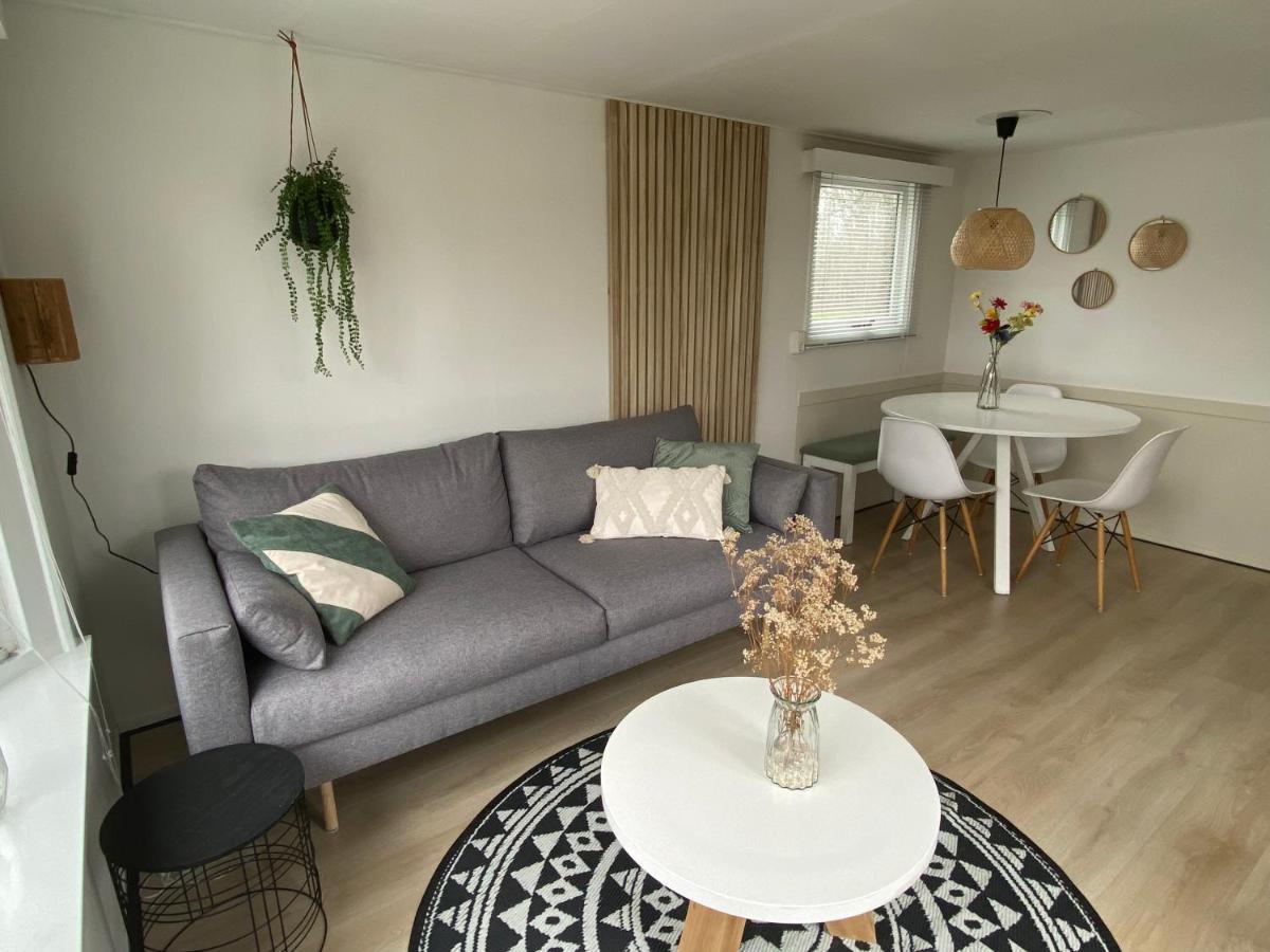 ホテル Chalet Heische Tip In Zeeland, Noord-Brabant Voor Max 3 Volwassenen En 2 Kinderen エクステリア 写真